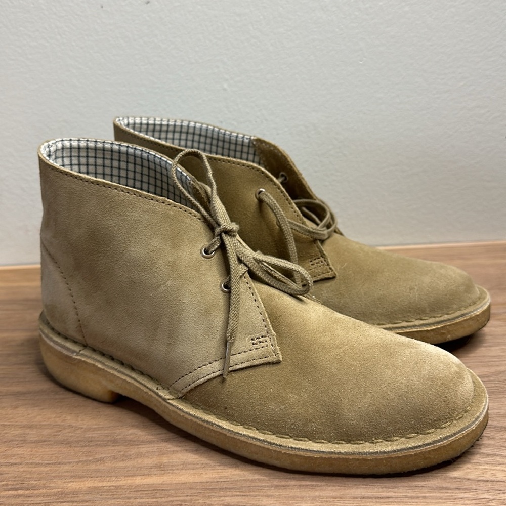 clarks desert boots oakwood suede
